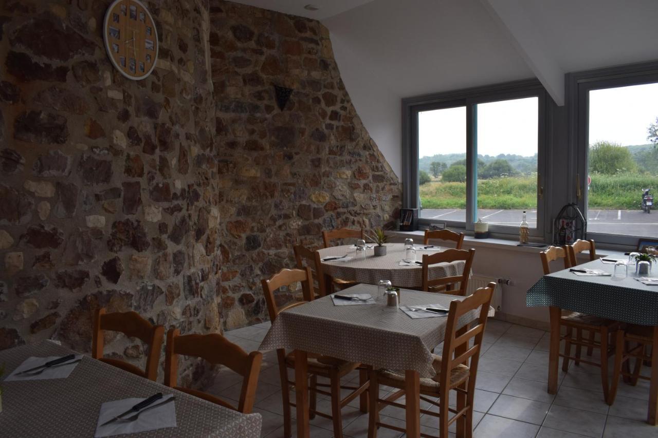 Auberge De La Vallee De La Douve L'Etang-Bertrand Zewnętrze zdjęcie